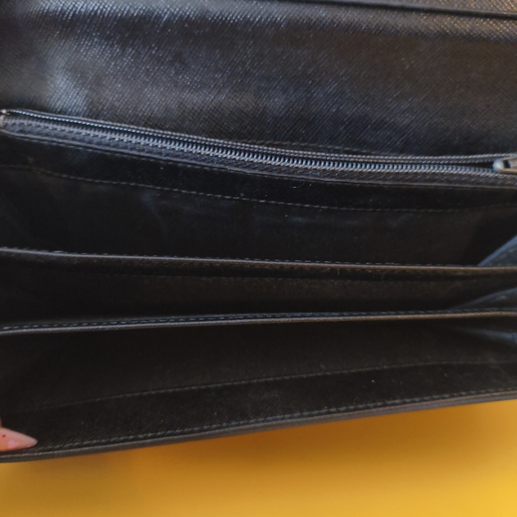 Prada Milano Tessuto Nylon Wallet / Clutch Bag with Silver Chain - Picture 8 of 10